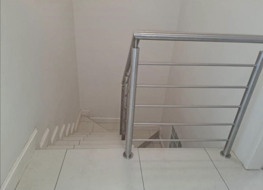 To Let 2 Bedroom Property for Rent in Sandton Central Gauteng