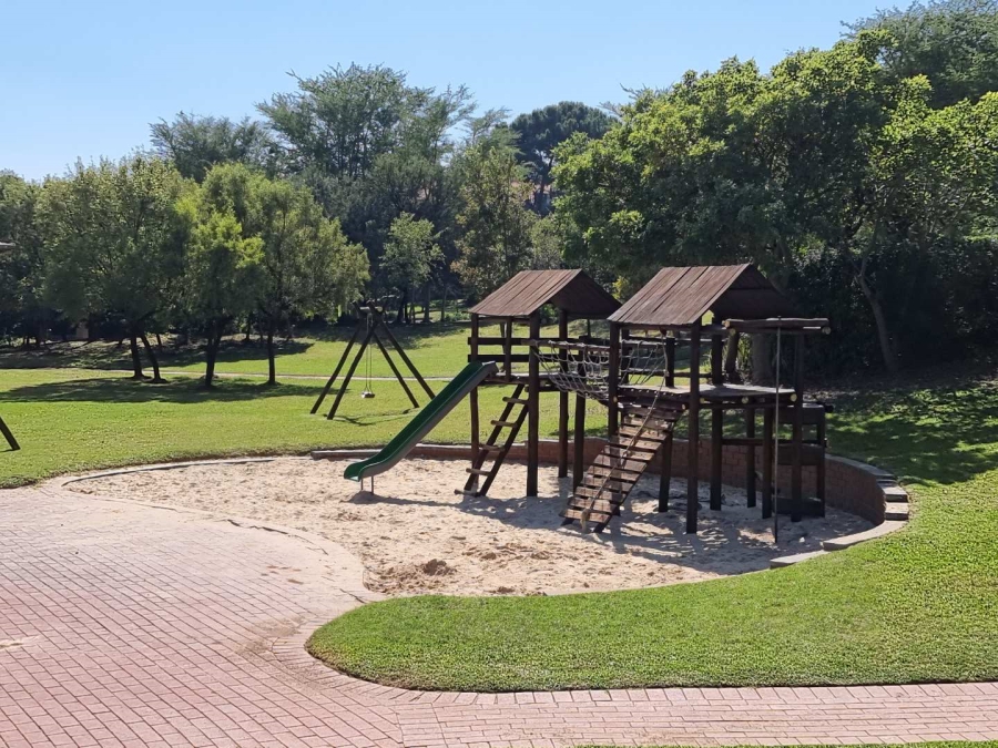 2 Bedroom Property for Sale in Jackal Creek Golf Estate Gauteng