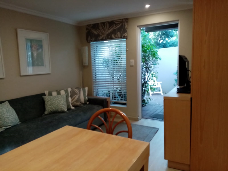 To Let 2 Bedroom Property for Rent in Linden Gauteng