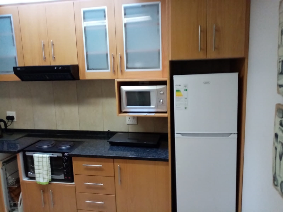 To Let 2 Bedroom Property for Rent in Linden Gauteng