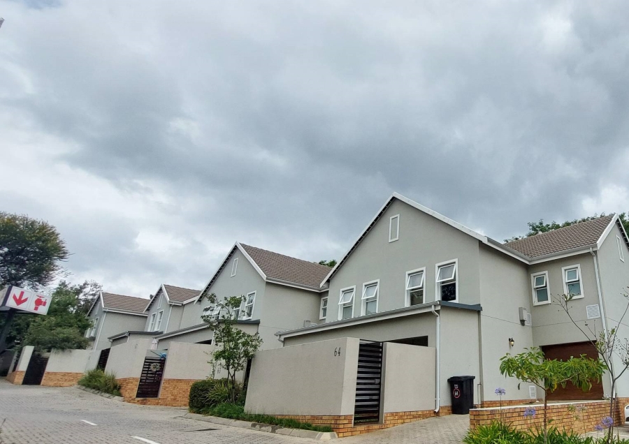 To Let 2 Bedroom Property for Rent in Bryanston Gauteng