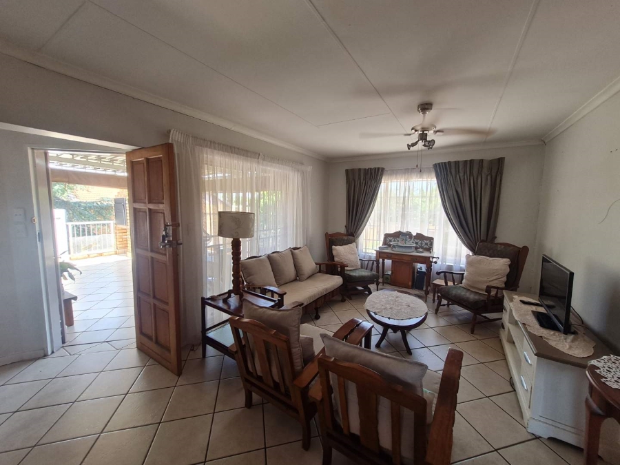 2 Bedroom Property for Sale in Eldoraigne Gauteng