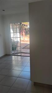 To Let 1 Bedroom Property for Rent in Ferndale Gauteng