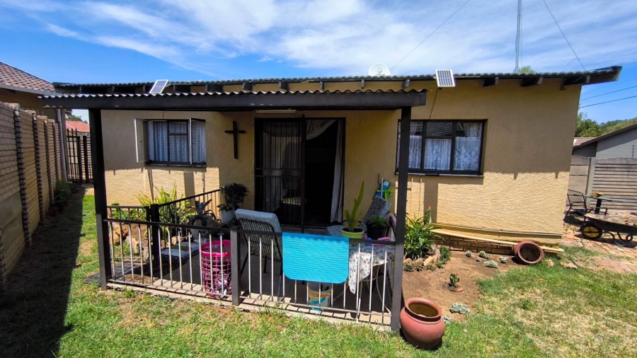 3 Bedroom Property for Sale in Albertsdal Gauteng