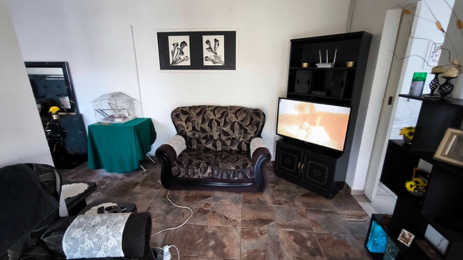 3 Bedroom Property for Sale in Albertsdal Gauteng