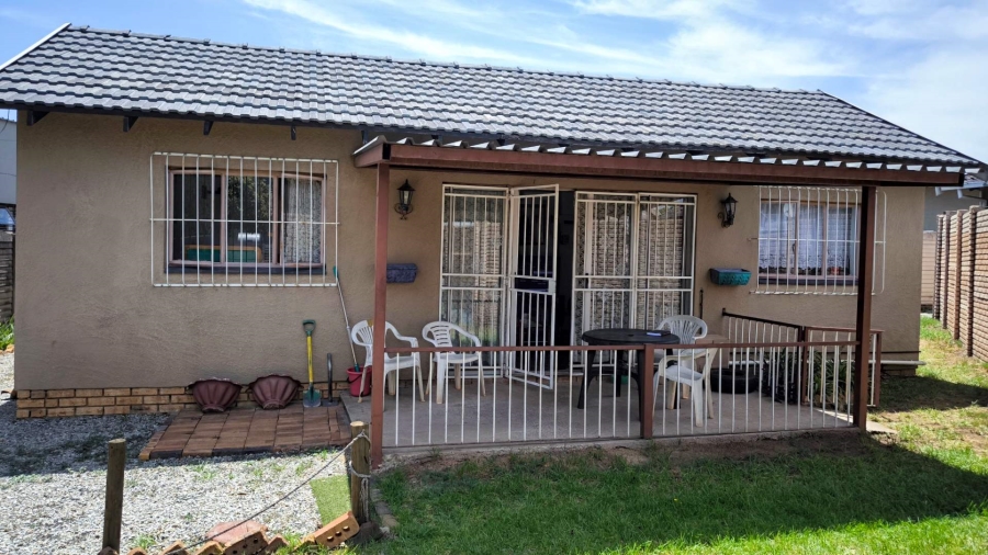 3 Bedroom Property for Sale in Albertsdal Gauteng