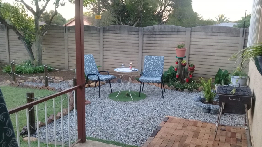 3 Bedroom Property for Sale in Albertsdal Gauteng