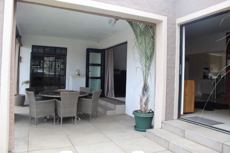 2 Bedroom Property for Sale in North Riding Gauteng