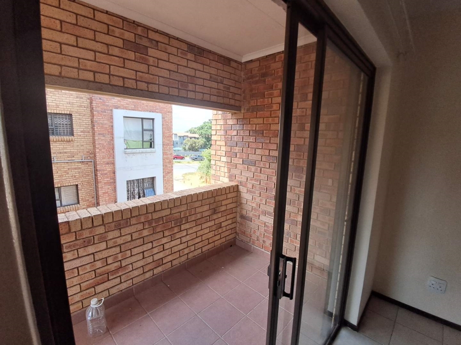 To Let 2 Bedroom Property for Rent in Northwold Gauteng