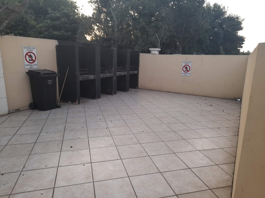 To Let 2 Bedroom Property for Rent in Noordwyk Gauteng