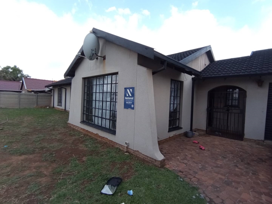 To Let 3 Bedroom Property for Rent in Terenure Gauteng