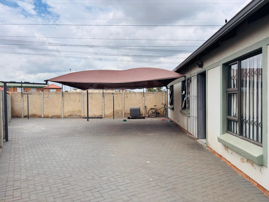 To Let 3 Bedroom Property for Rent in Leopard