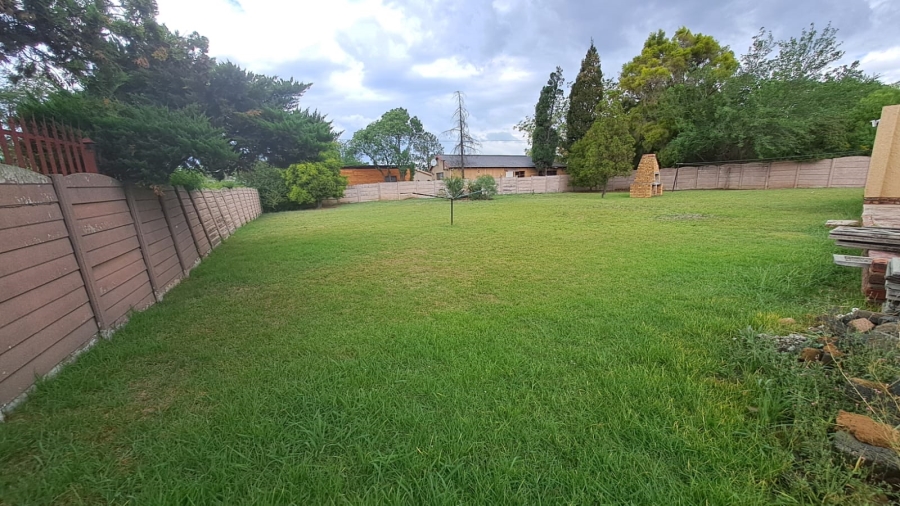 0 Bedroom Property for Sale in Brackenhurst Gauteng