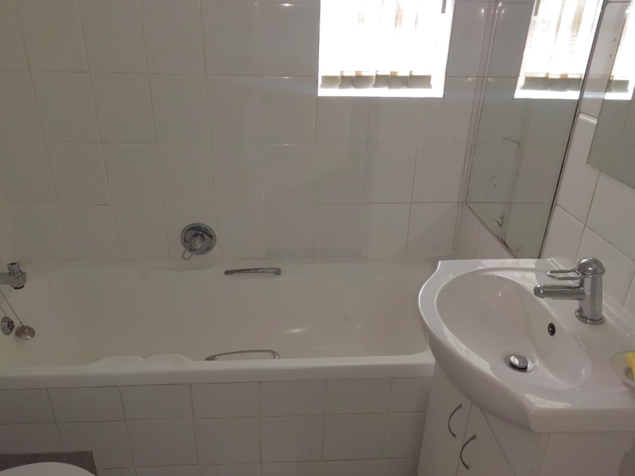 To Let 2 Bedroom Property for Rent in Bedfordview Gauteng