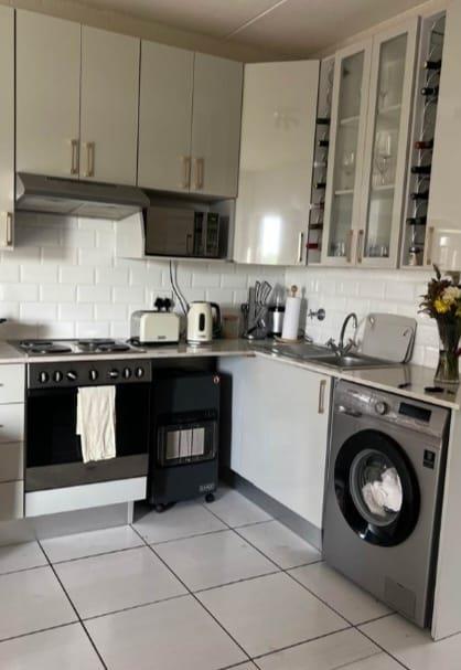 To Let 2 Bedroom Property for Rent in Paulshof Gauteng