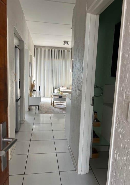 To Let 2 Bedroom Property for Rent in Paulshof Gauteng