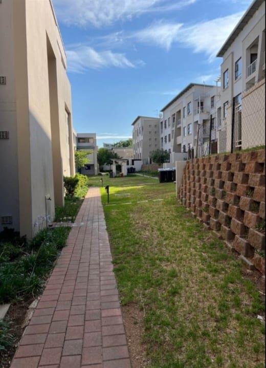 To Let 2 Bedroom Property for Rent in Paulshof Gauteng