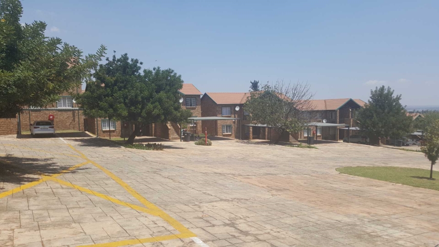 To Let 2 Bedroom Property for Rent in Rietvalleirand Gauteng