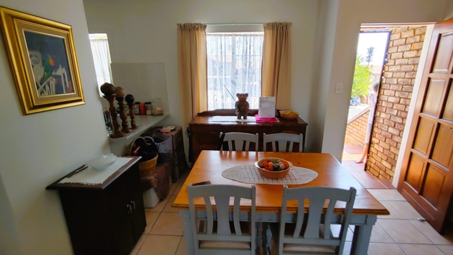 To Let 2 Bedroom Property for Rent in Rietvalleirand Gauteng