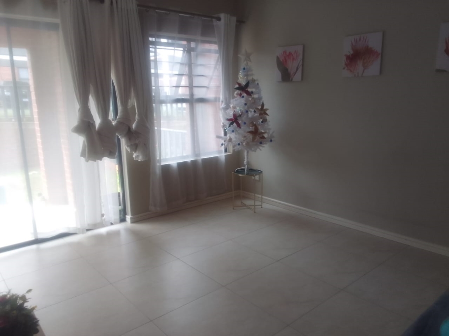 To Let 1 Bedroom Property for Rent in Noordhang Gauteng