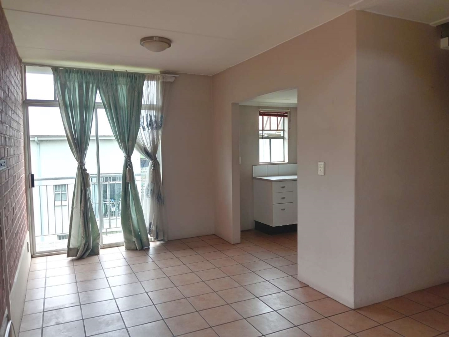 To Let 1 Bedroom Property for Rent in Houghton Gauteng