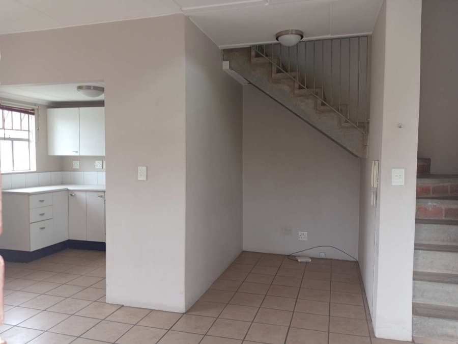 To Let 1 Bedroom Property for Rent in Houghton Gauteng