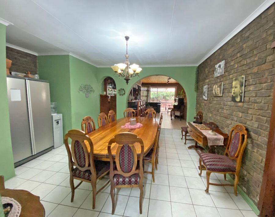 3 Bedroom Property for Sale in Brackenhurst Gauteng