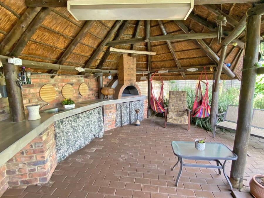 3 Bedroom Property for Sale in Brackenhurst Gauteng