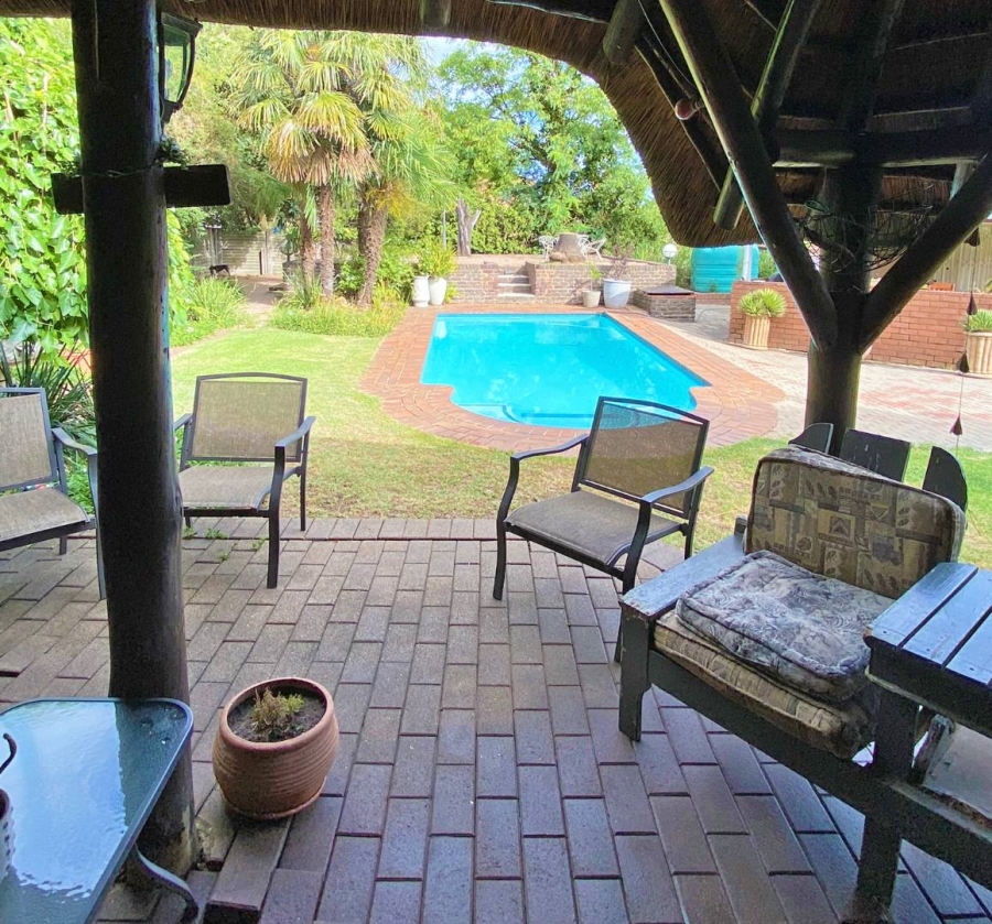 3 Bedroom Property for Sale in Brackenhurst Gauteng