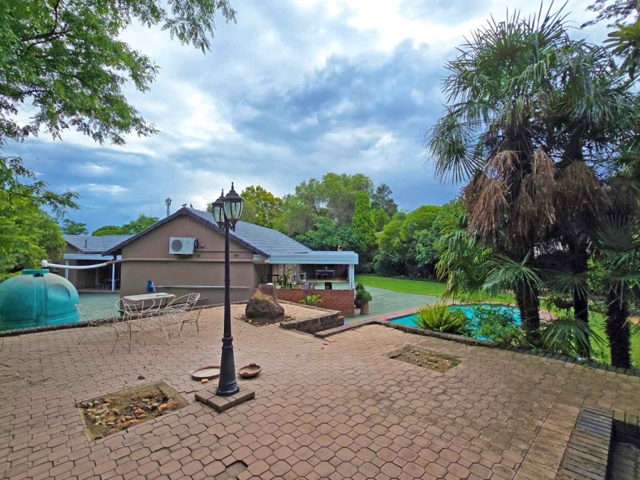 3 Bedroom Property for Sale in Brackenhurst Gauteng