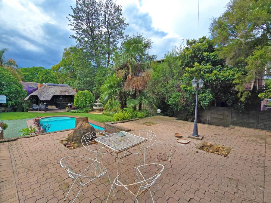 3 Bedroom Property for Sale in Brackenhurst Gauteng