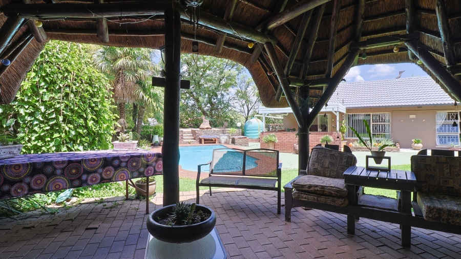 3 Bedroom Property for Sale in Brackenhurst Gauteng