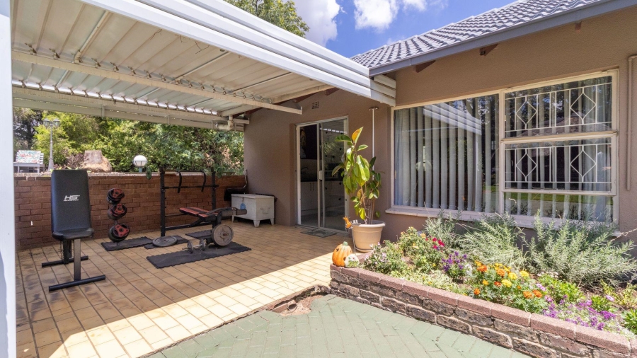 3 Bedroom Property for Sale in Brackenhurst Gauteng