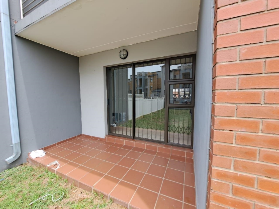 To Let 2 Bedroom Property for Rent in Barbeque Downs Gauteng