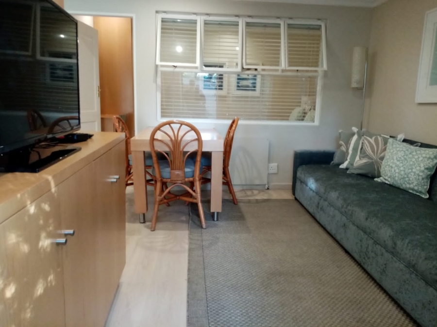 To Let 2 Bedroom Property for Rent in Linden Gauteng