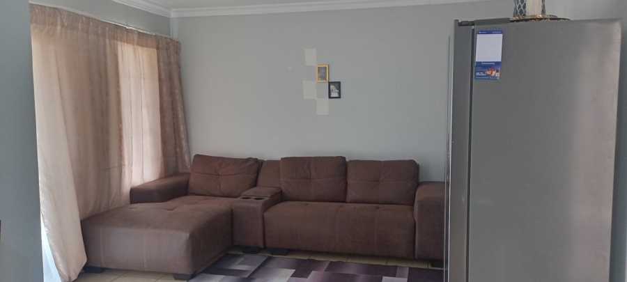 2 Bedroom Property for Sale in Montana Tuine Gauteng