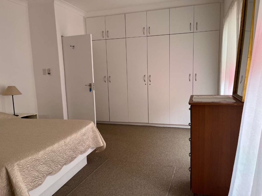 To Let 2 Bedroom Property for Rent in Emmarentia Gauteng