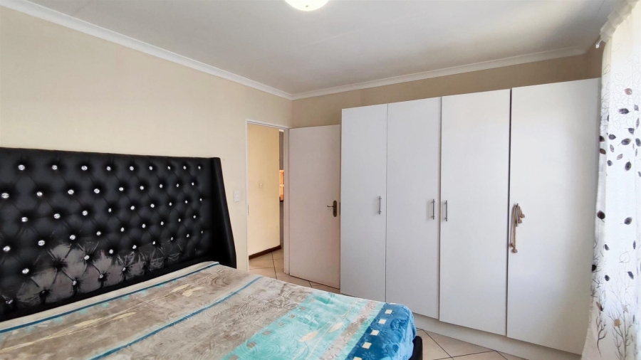 2 Bedroom Property for Sale in Rynfield A H Gauteng