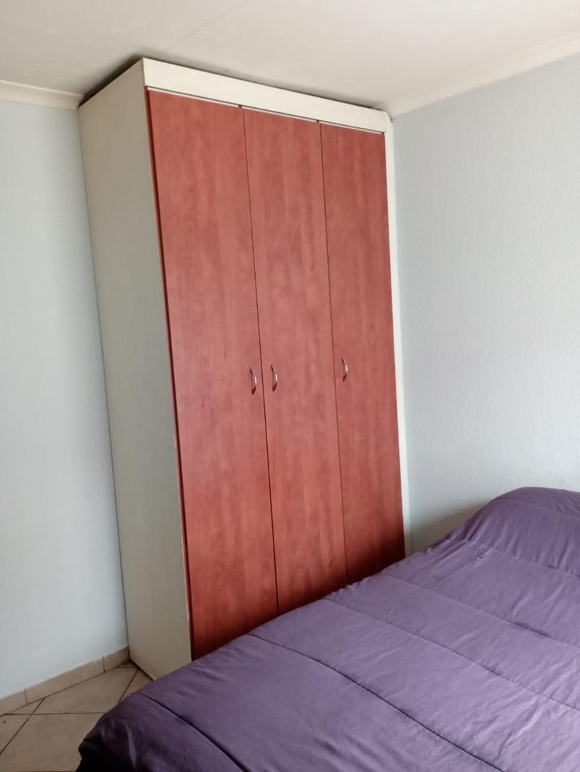 2 Bedroom Property for Sale in Olievenhoutbosch Gauteng