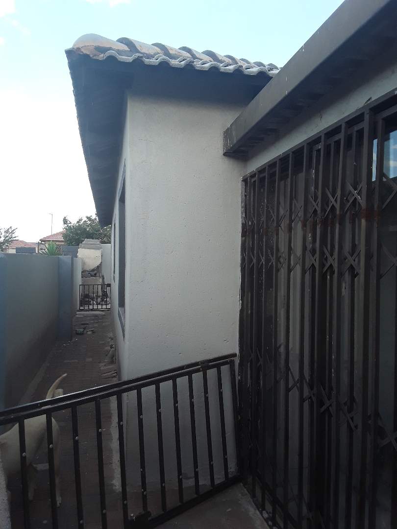 4 Bedroom Property for Sale in Modderbee Gauteng