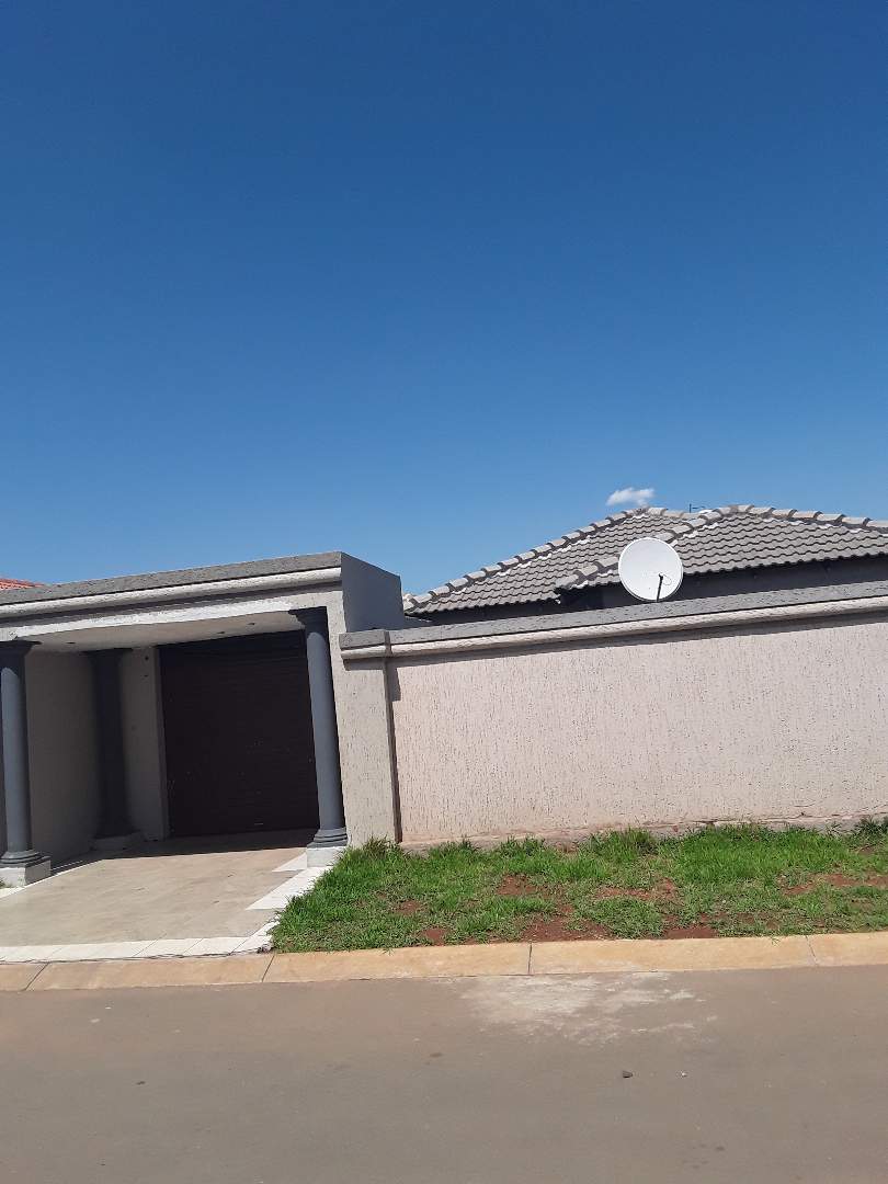 4 Bedroom Property for Sale in Modderbee Gauteng