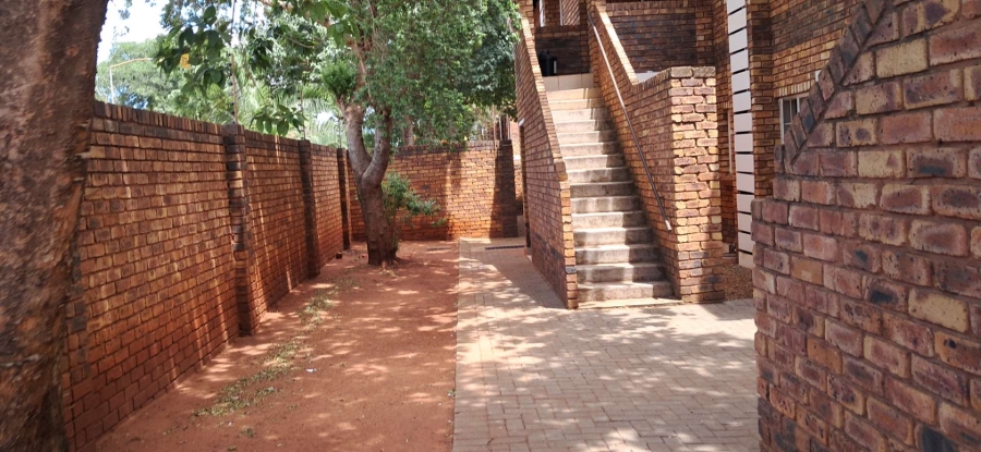 2 Bedroom Property for Sale in Clarina Gauteng