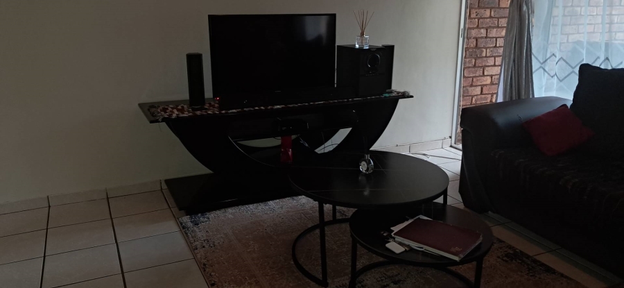 2 Bedroom Property for Sale in Clarina Gauteng