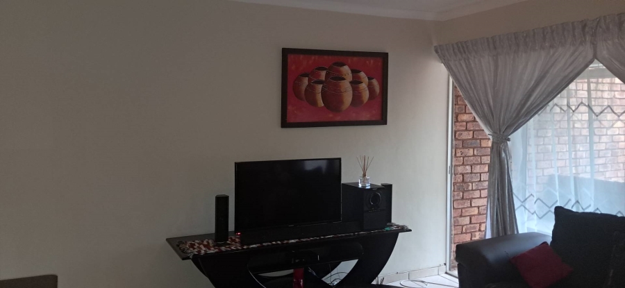 2 Bedroom Property for Sale in Clarina Gauteng