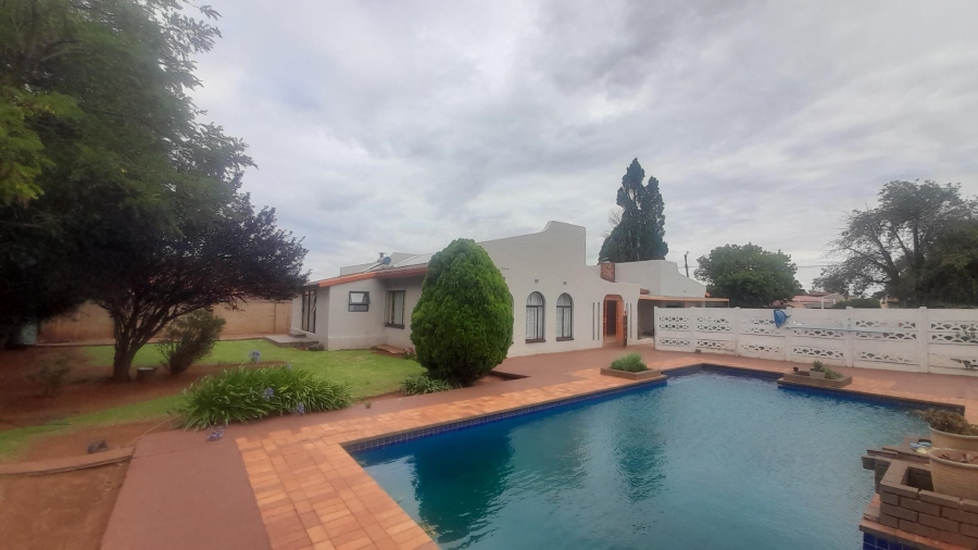 4 Bedroom Property for Sale in Ennerdale Gauteng