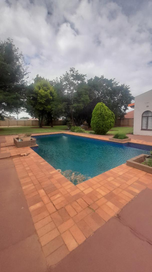 4 Bedroom Property for Sale in Ennerdale Gauteng