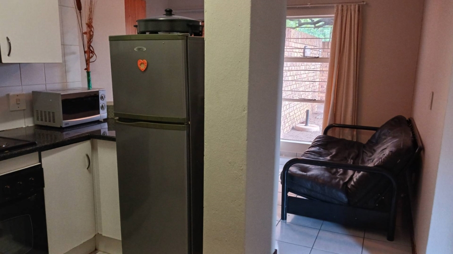 1 Bedroom Property for Sale in Linden Gauteng