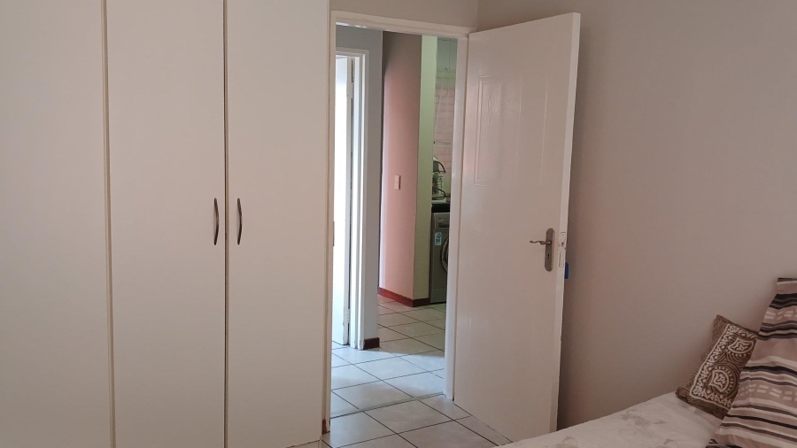 1 Bedroom Property for Sale in Linden Gauteng