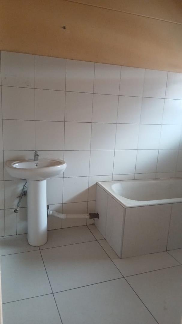 To Let 0 Bedroom Property for Rent in Rosettenville Gauteng