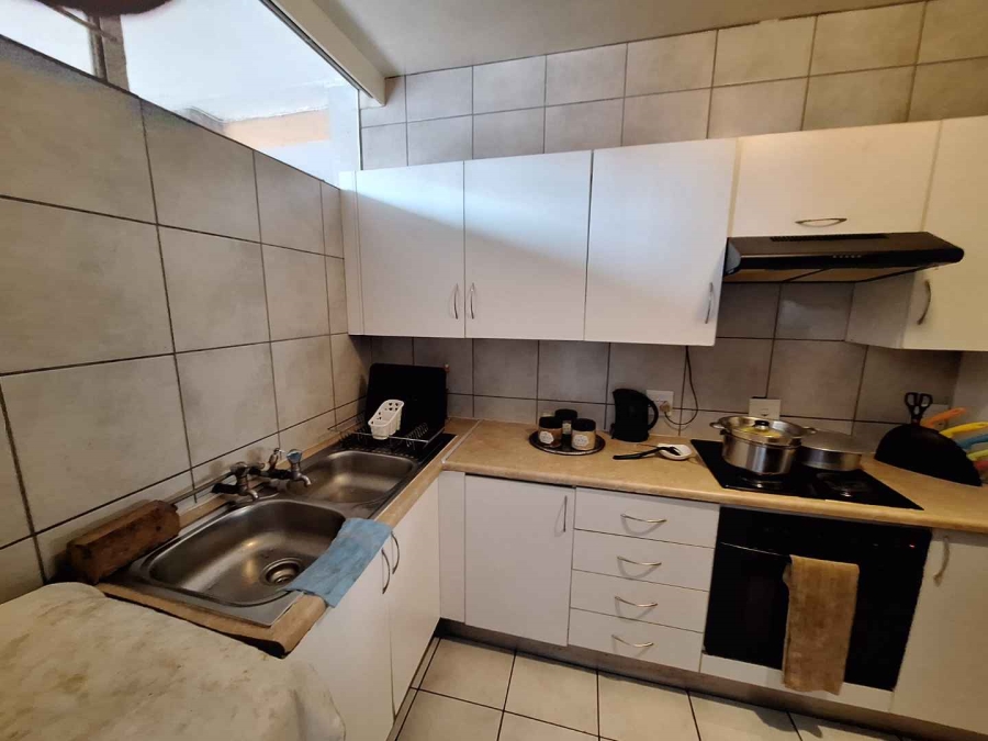 To Let 2 Bedroom Property for Rent in Florida Park Gauteng